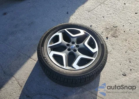 2019 Subaru Crosstrek Limited из США, поврежденный, VIN JF2GTAMC8K8273872